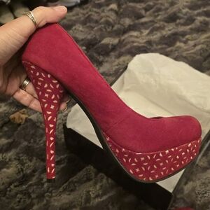 JustFab Bold Red Platform Heels